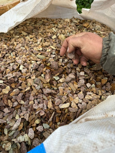 Златолит персиковый декоративная каменная крошка купить в Челябинске