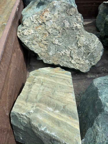 Ландшафтные глыбы зелёные 200-500 килограмм купить в Челябинске