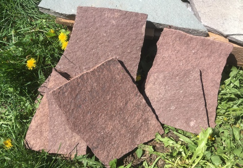 Плитняк лемезит бордовый для цоколя 1,5-2 см купить в Челябинске