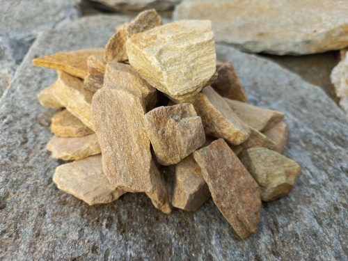 Златолит жёлтый декоративная каменная крошка купить в Челябинске